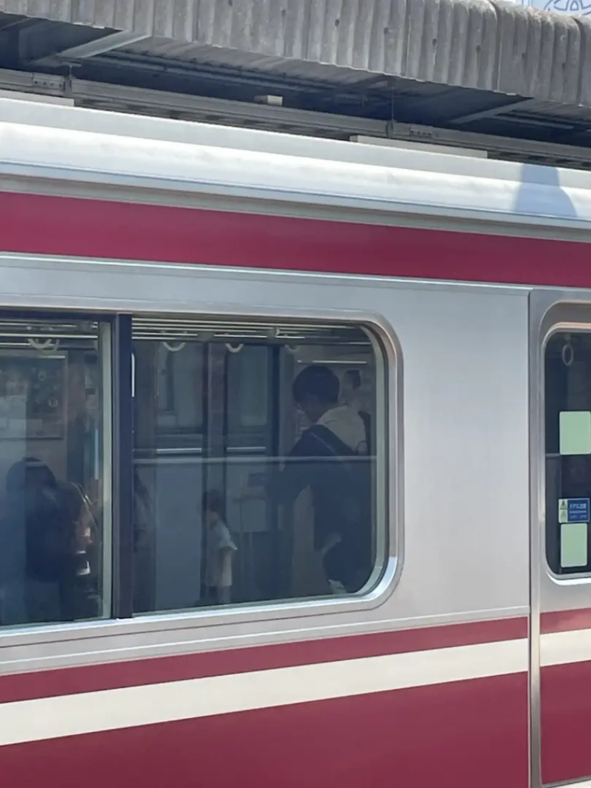63243E9E-E400-4252-85E2-2E784E510167_1_105_c.jpeg (204.1 kB)
